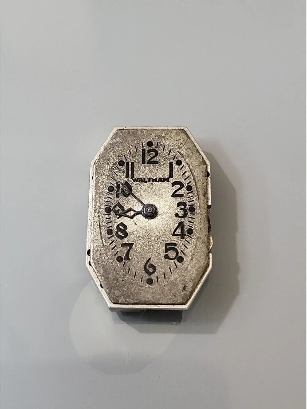 Waltham USA watch movement 25mm By 16.5 Width For Parts Or Repairs  As Is L72